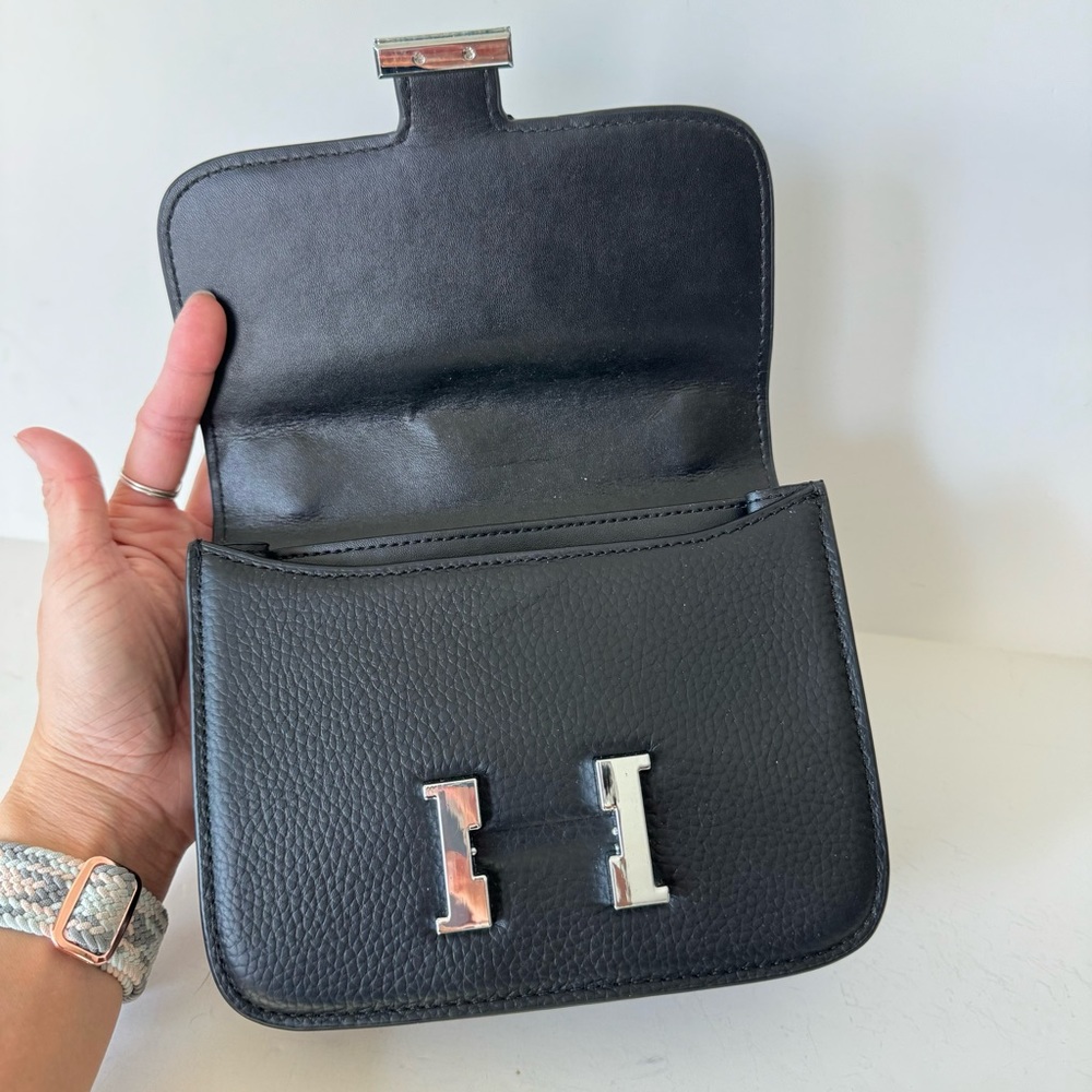 *FLAW Black Silver 18 Pebble Classic Box Crossbody Convertible Shoulder Bag